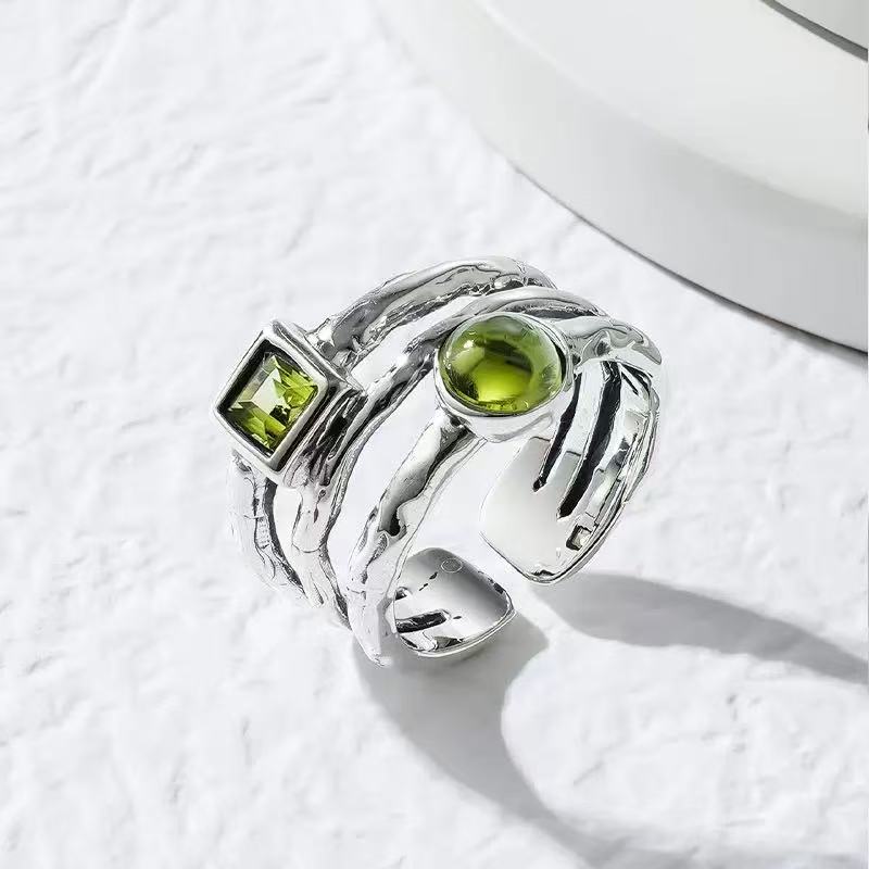 925 Sterling Silver Green Peridot Ring