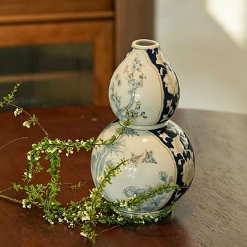 Blue & White Porcelain Gourd Vase – Feng Shui Ceramic Floral Decor