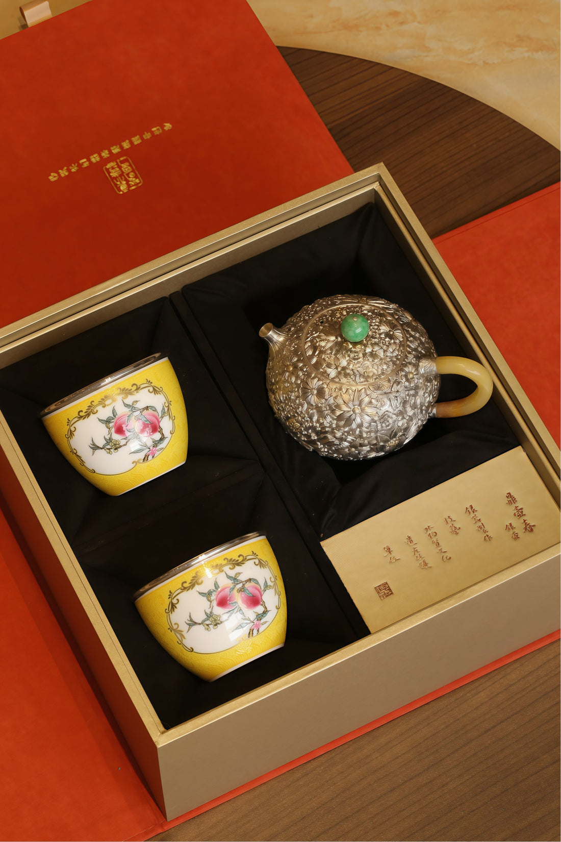 The Hundred Flowers Silver Teapot / Full Set Available