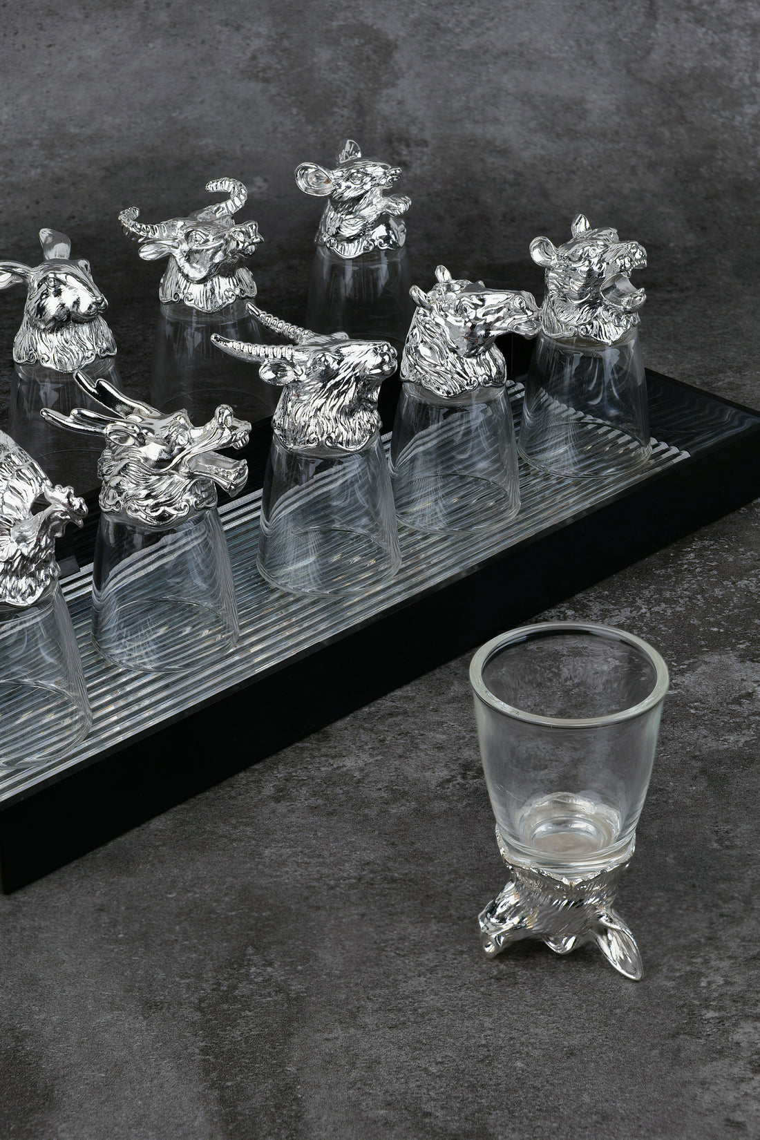 Great gift-12 Zodiac Lucky Wine Set